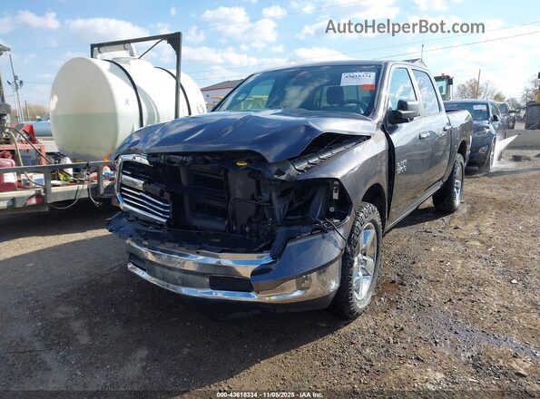 1C6RR7LG9JS129415 2018 RAM 1500 Gray Vista tres cuartos delantera izquierda