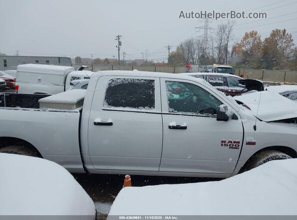 1C6RR7ST9MS561246 2021 RAM 1500 CLASSIC White 360 interior view