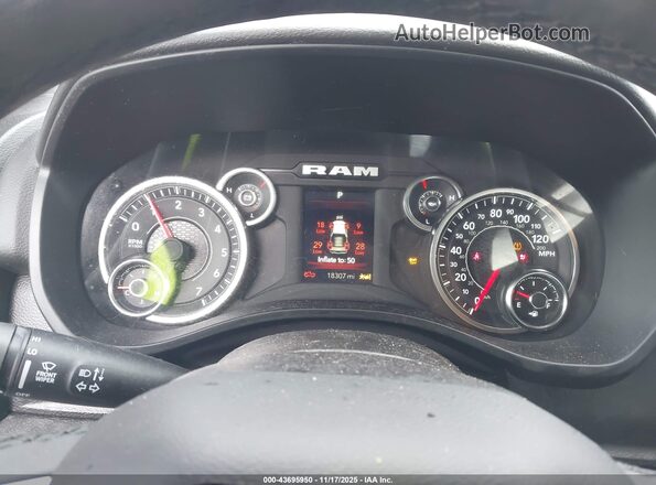 1C6RRFFG4SN539495 2025 RAM 1500 Black 