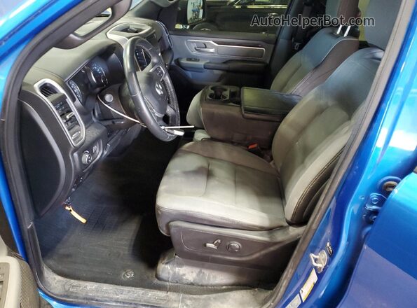 1C6RRFFG7NN427472 2022 RAM 1500 Blue Front interior view