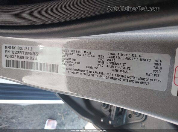 1C6SRFFT3NN447622 2022 RAM 1500 Silver Widok komory silnika