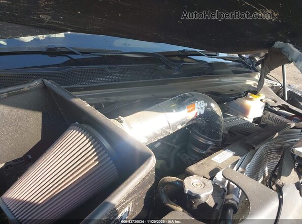 1C6SRFFT3NN447622 2022 RAM 1500 Silver Widok z tyłu