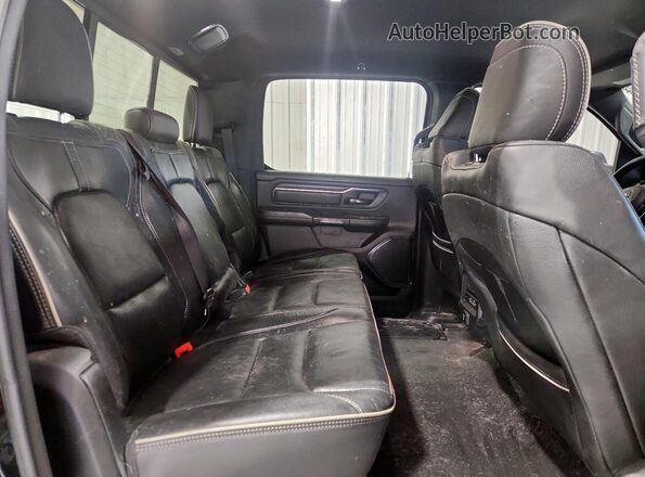 1C6SRFHT4NN332363 2022 RAM 1500 Black Հետևի նստատեղերի տեսք