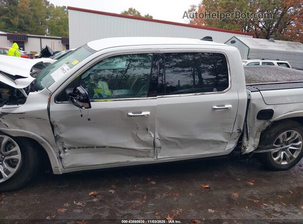 1C6SRFKTXNN137098 2022 RAM 1500 Белый Панорамный вид салона 360°