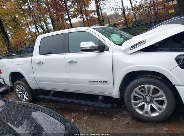 1C6SRFKTXNN137098 2022 RAM 1500 Белый Вид задней части салона