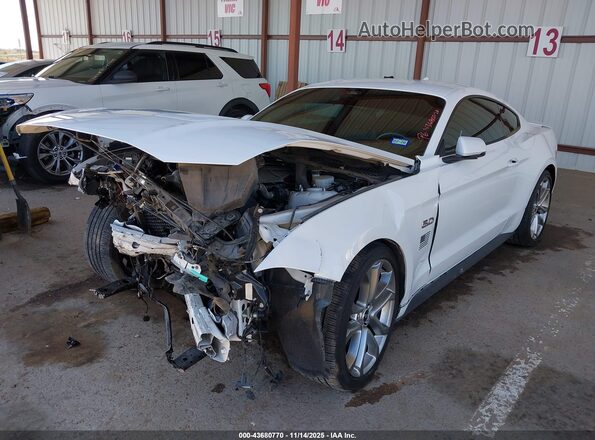 1FA6P8CF0N5147147 2022 FORD MUSTANG Белый Передняя левая четверть
