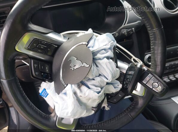 1FA6P8CF6N5128232 2022 FORD MUSTANG Черный Вид панели приборов