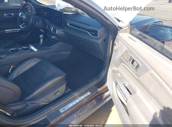 1FA6P8CF9R5411486 2024 FORD MUSTANG Gray Widok wnętrza z przodu
