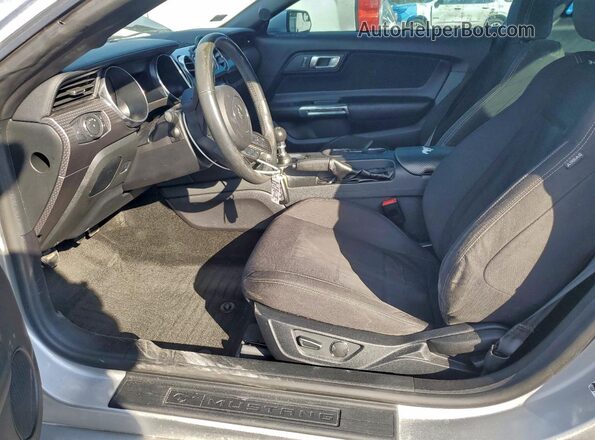 1FA6P8CFXJ5146131 2018 FORD MUSTANG Silver 
