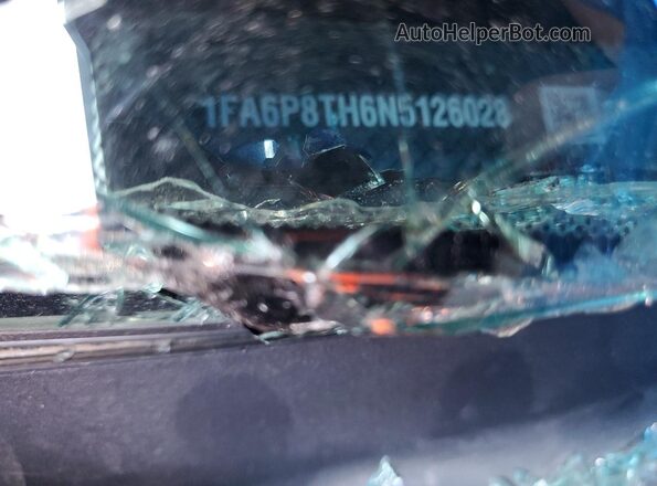 1FA6P8TH6N5126028 2022 FORD MUSTANG Синий Вид подкапотного пространства