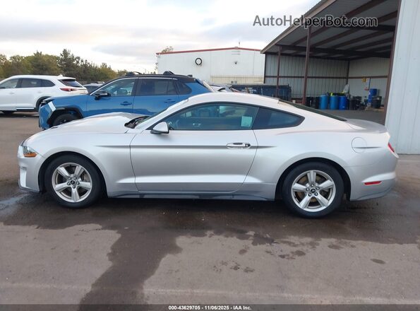 1FA6P8TH7J5129255 2018 FORD MUSTANG Silver Widok wnętrza 360 stopni