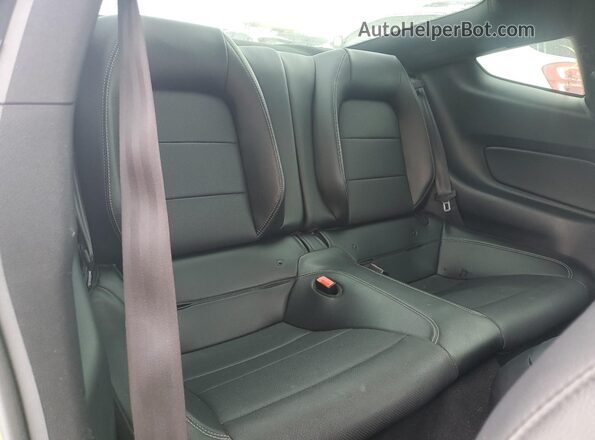 1FA6P8TH7L5122048 2020 FORD MUSTANG Green Rear seats view