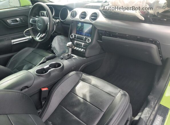 1FA6P8TH7L5122048 2020 FORD MUSTANG Green Dashboard view