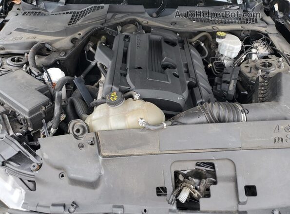 1FA6P8TH7M5153009 2021 FORD MUSTANG Черный Вид задней части салона