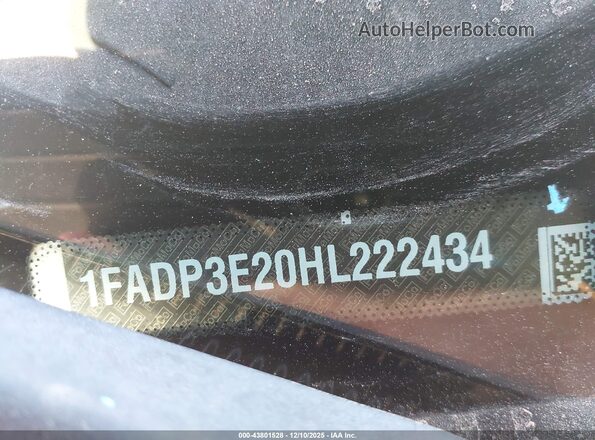 1FADP3E20HL222434 2017 FORD FOCUS Silver Engine compartment view
