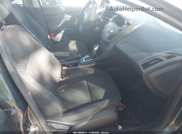 1FADP3F26JL286255 2018 FORD FOCUS Gray Widok wnętrza z przodu