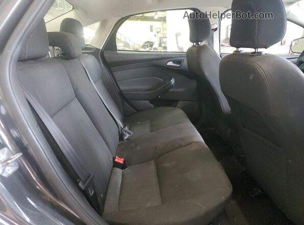 1FADP3F28JL224713 2018 FORD FOCUS Gray 