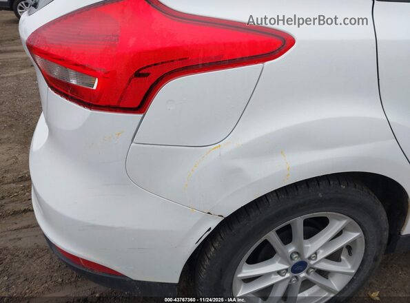 1FADP3K20JL215381 2018 FORD FOCUS Черный 