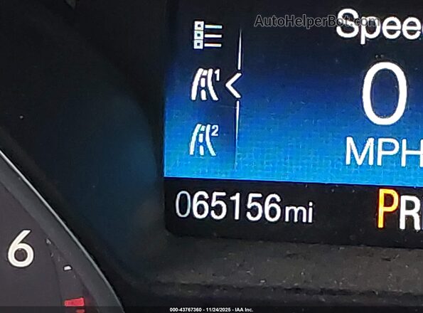 1FADP3K20JL215381 2018 FORD FOCUS Черный 
