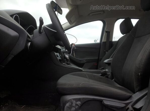 1FADP3K22HL280453 2017 FORD FOCUS Black Սալոնի դիմացի տեսք