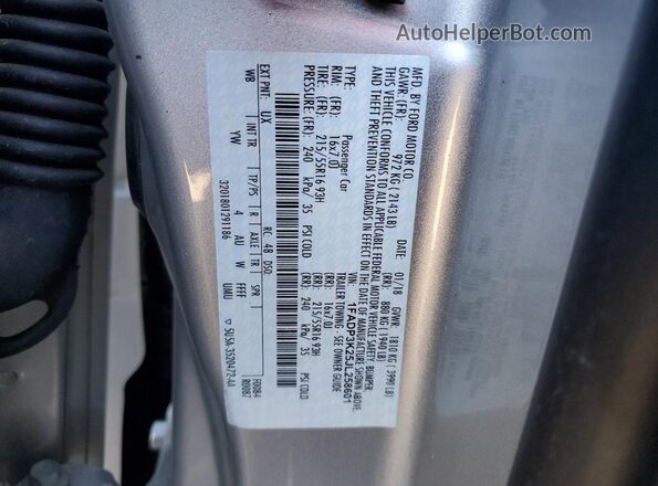 1FADP3K25JL258601 2018 FORD FOCUS Silver Вид підкапотного простору