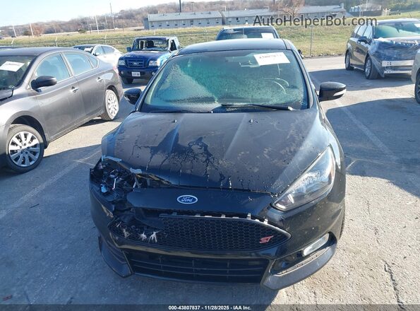 1FADP3L93HL257209 2017 FORD FOCUS ST Black Rear interior view