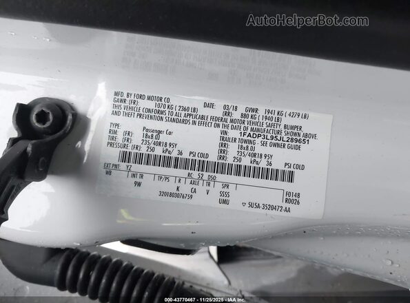 1FADP3L95JL289651 2018 FORD FOCUS ST White Engine compartment view