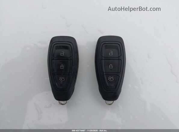 1FADP3L95JL289651 2018 FORD FOCUS ST White Dashboard view