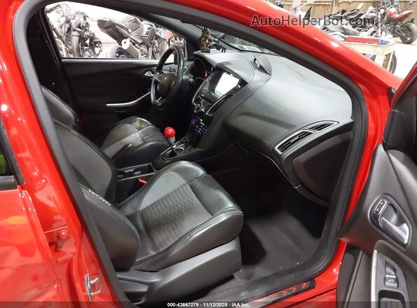 1FADP3L99GL273705 2016 FORD FOCUS ST Red Вид салону спереду