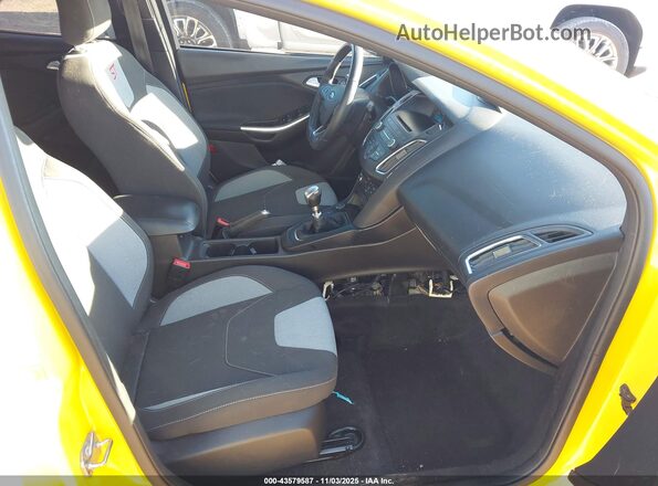 1FADP3L9XHL319740 2017 FORD FOCUS ST Yellow Սալոնի դիմացի տեսք