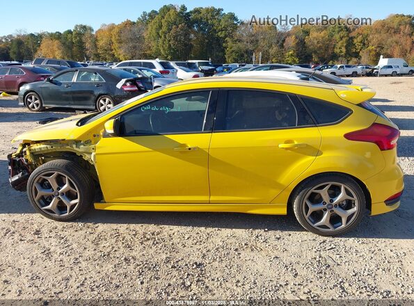 1FADP3L9XHL319740 2017 FORD FOCUS ST Yellow Սալոնի 360 աստիճան տեսք