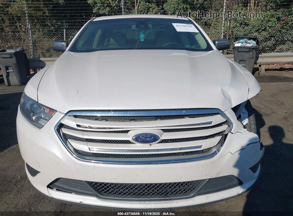 1FAHP2F82KG102505 2019 FORD TAURUS White Vista del cuadro de instrumentos