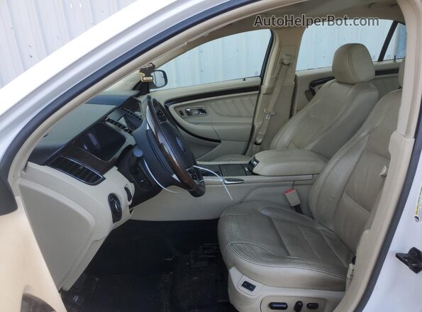 1FAHP2F85GG105812 2016 FORD TAURUS Белый Вид салона спереди