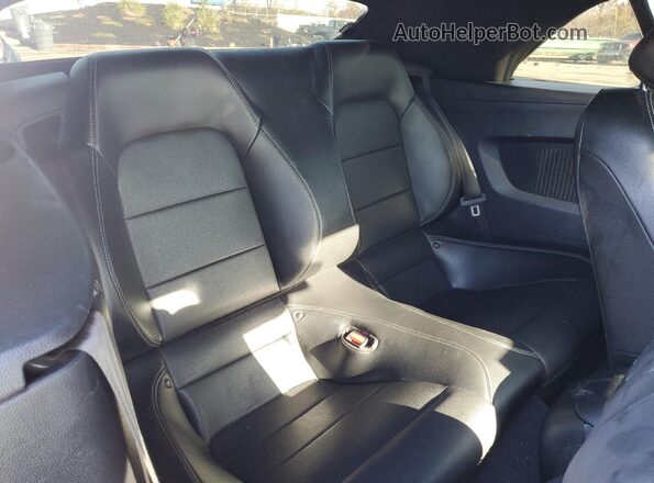 1FATP8UH6N5104046 2022 FORD MUSTANG Серый Вид задних сидений