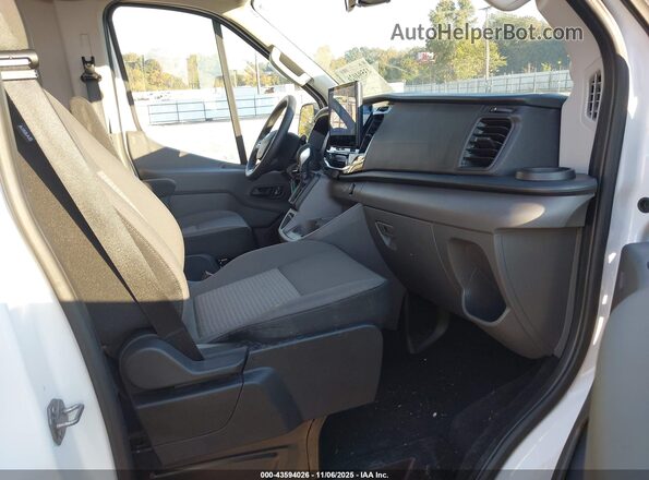 1FBAX2C84SKA37397 2025 FORD PASSENGER White Front interior view