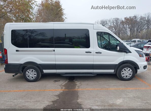 1FBAX2C88TKA06879 2026 FORD PASSENGER White 360 interior view