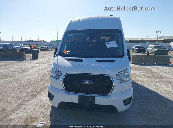 1FBAX2X80MKA49592 2021 FORD PASSENGER White ხელსაწყოთა პანელის ხედი