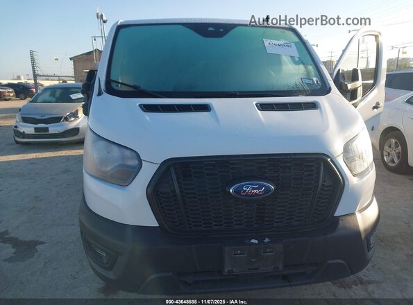 1FBAX2Y80NKA67445 2022 FORD PASSENGER White Vista frontal