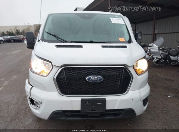 1FBAX2Y81NKA63291 2022 FORD PASSENGER White Vista del cuadro de instrumentos