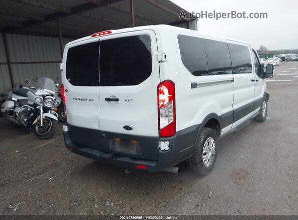1FBAX2Y81NKA63291 2022 FORD PASSENGER White Trasero derecho