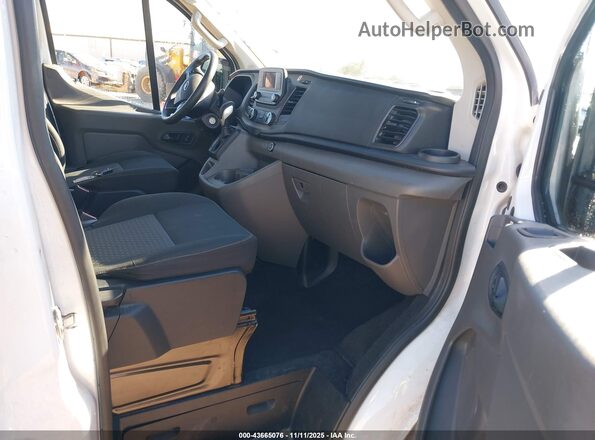 1FBAX2Y82LKA60686 2020 FORD PASSENGER White Front interior view