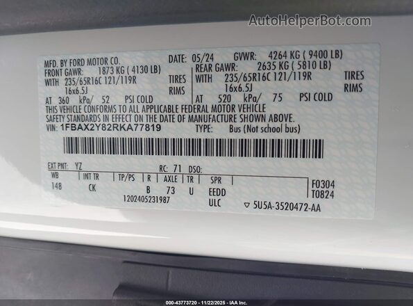 1FBAX2Y82RKA77819 2024 FORD PASSENGER White Widok komory silnika
