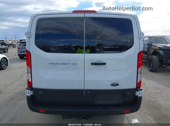 1FBAX2Y82RKA77819 2024 FORD PASSENGER White 