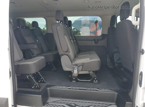 1FBAX2Y82SKA07470 2025 FORD TRANSIT Белый Вид задней части салона