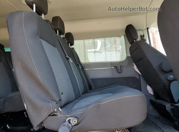 1FBAX2Y85LKB23277 2020 FORD PASSENGER Белый Вид задней части салона