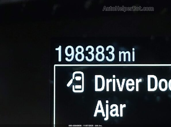 1FBAX2Y86NKA73864 2022 FORD PASSENGER White 