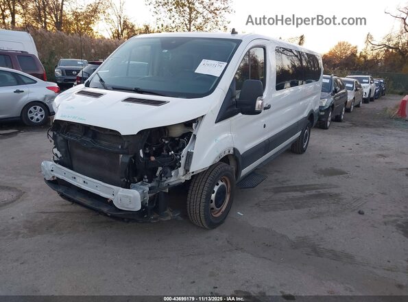 1FBAX2Y87LKB29971 2020 FORD PASSENGER Белый Передняя левая четверть