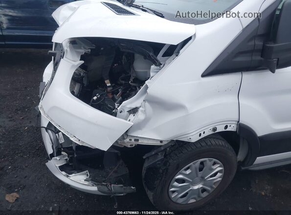 1FBAX2Y87RKA73765 2024 FORD PASSENGER White 