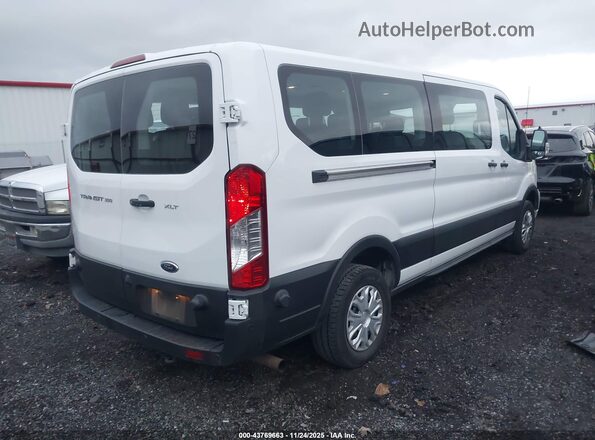 1FBAX2Y87RKA73765 2024 FORD PASSENGER White Tył prawy