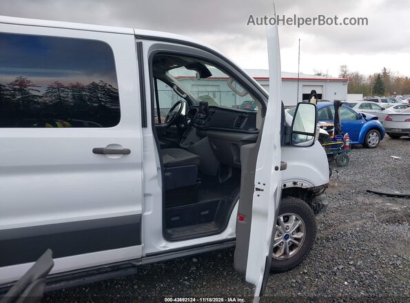 1FBAX2Y88MKA14992 2021 FORD PASSENGER White წინა სალონის ხედი